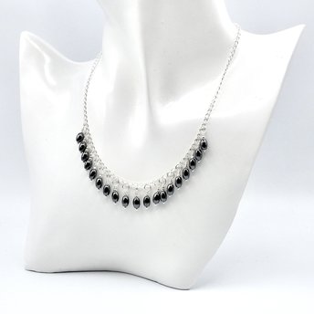 black necklace for women