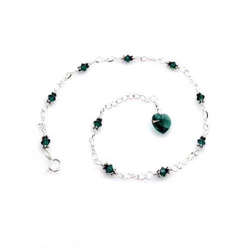 emerald green color