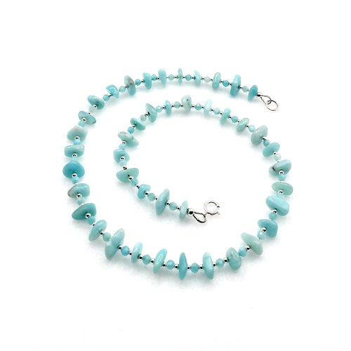 15 3/8" (39.1cm) in total length which makes it just over 71/2" (19.6cm) in size