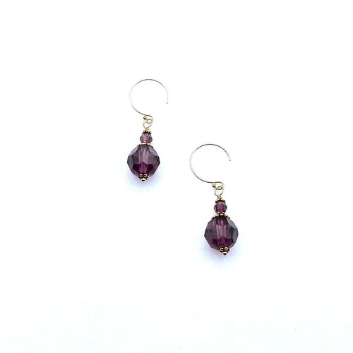  Dark purple short crystal earrings with tiny round beads above larger round beads. These drop earrings have tiny ornate gold plated beads and caps for accent. They have round 14K/20 gold filled pierced ear wires. 