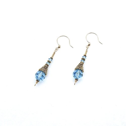 10mm faceted round crystal beads inside gold cone beads