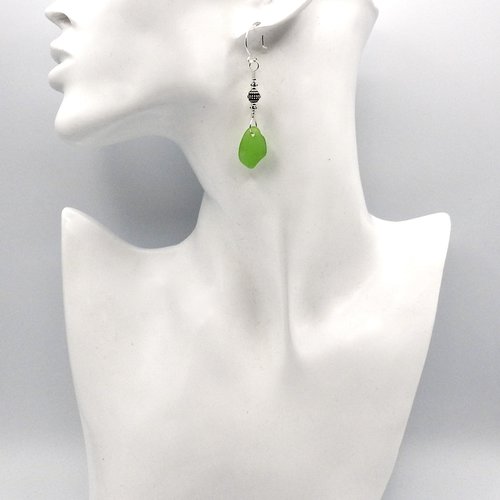 pierced drops