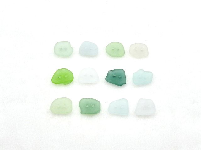 Sea Glass Two Hole Buttons for Clothes Decorative Beach Art Craft Supply for Knitting Sewing Crochet 